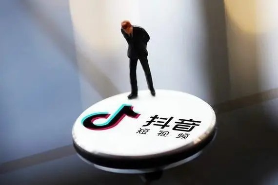 现在加入快手抖音短视频晚吗，如何找到流量？